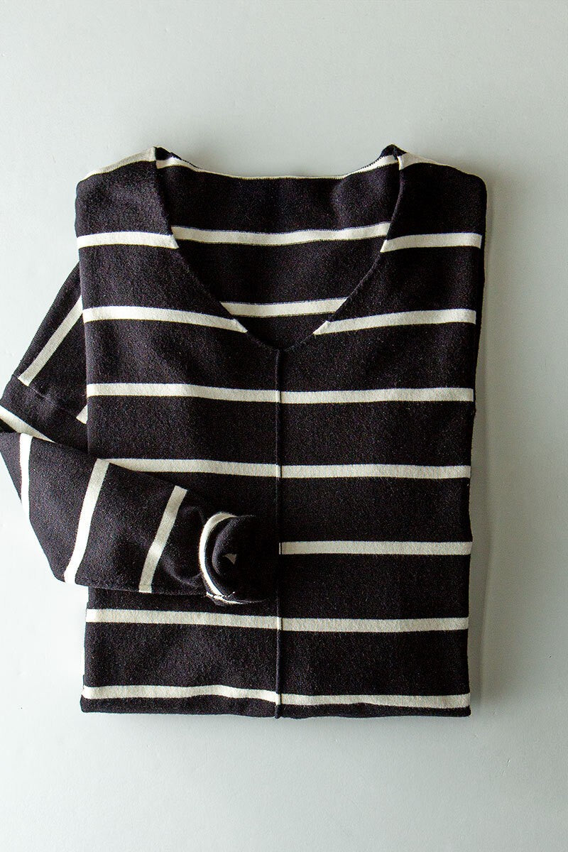 Chels Sweater - Black & White